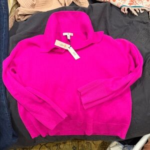 New with Tags Banana Republic Vibrant Pink Cashmere Sweater